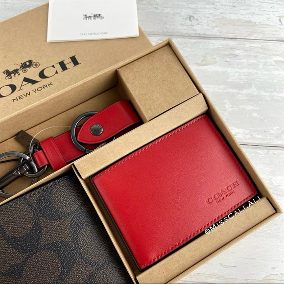 NWT COACH 3-in-1 Men’s Boxed Set Wallet Card Case Set - Red - Picture 5 of 16
